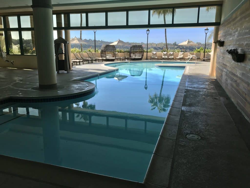 Pool at Newport Beach Marriott Bayview