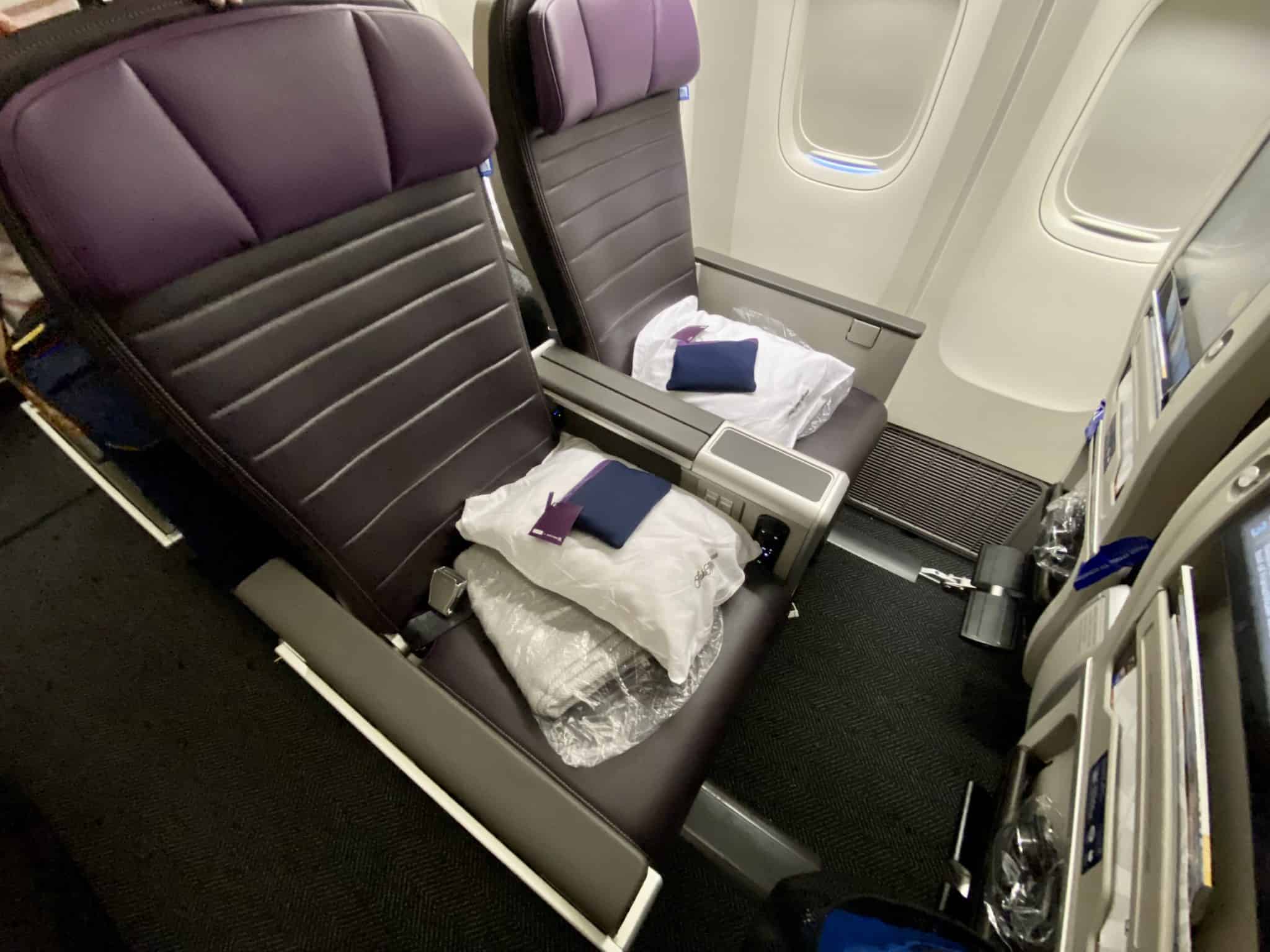 united-airlines-premium-economy-review-semi-budget-travel